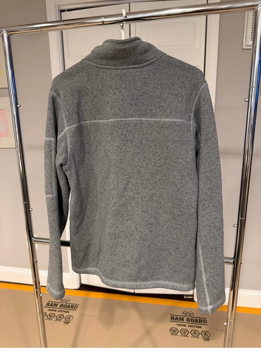 The North Face Men’s Gray Quarter-Zip Fleece Pullover